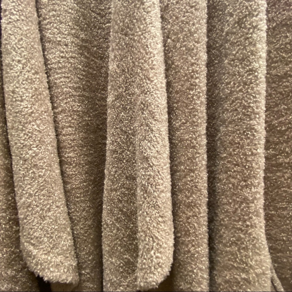 Barefoot dreams CozyChic Lite® Island Wrap - Picture 10 of 12